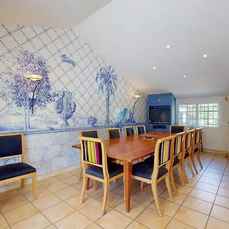 Des Vagues Holiday home *